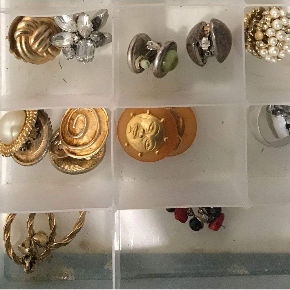Lot of 24 vintage clip on earrings - Picture 3 of 5
